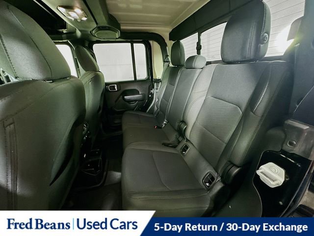 Certified 2022 Jeep Gladiator Willys image 26