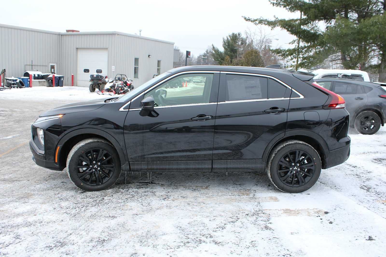 New 2025 Mitsubishi Eclipse Cross LE image 6