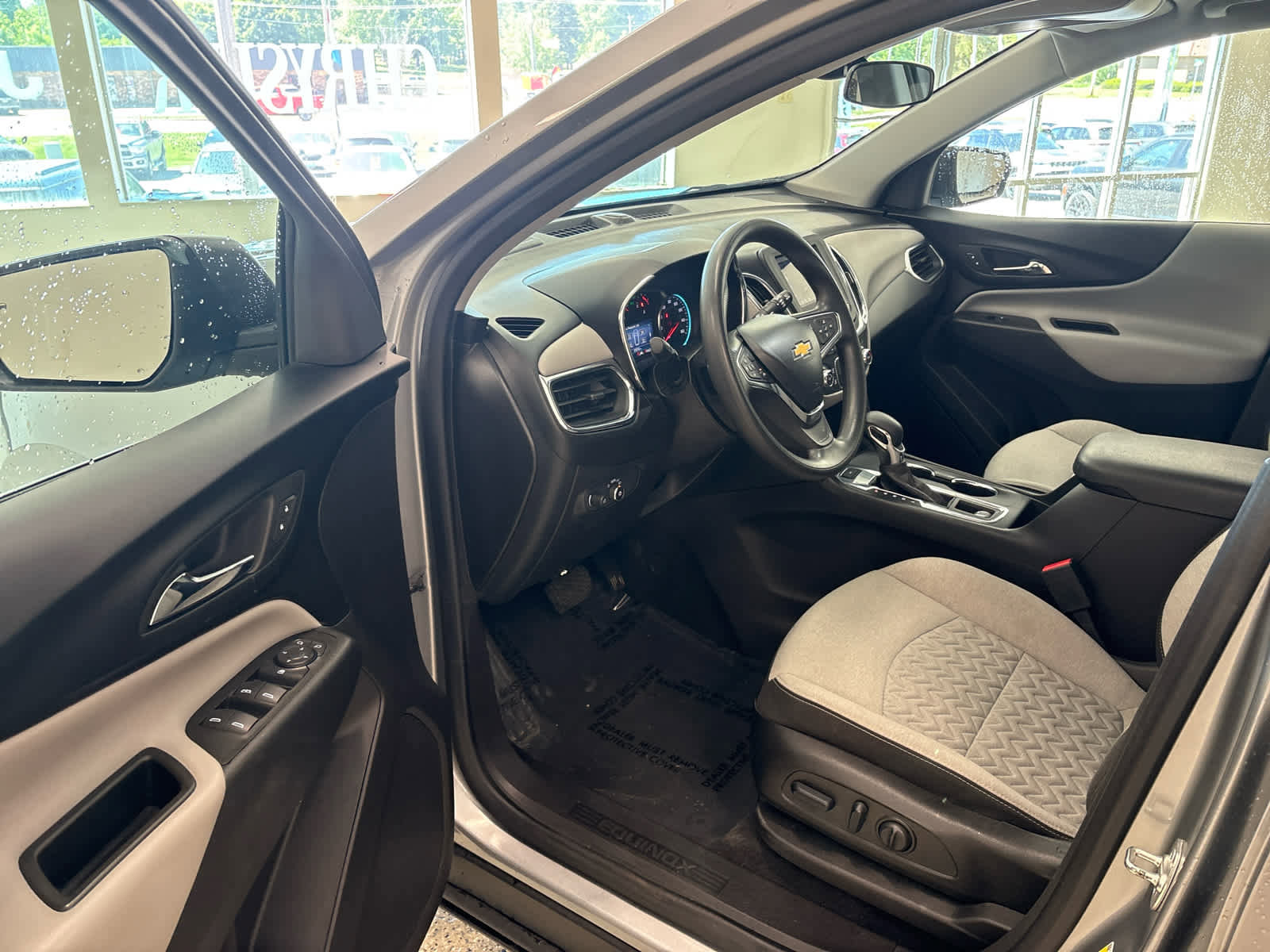 Used 2024 Chevrolet Equinox LS w/ LS Convenience Package AWD/4WD image 14