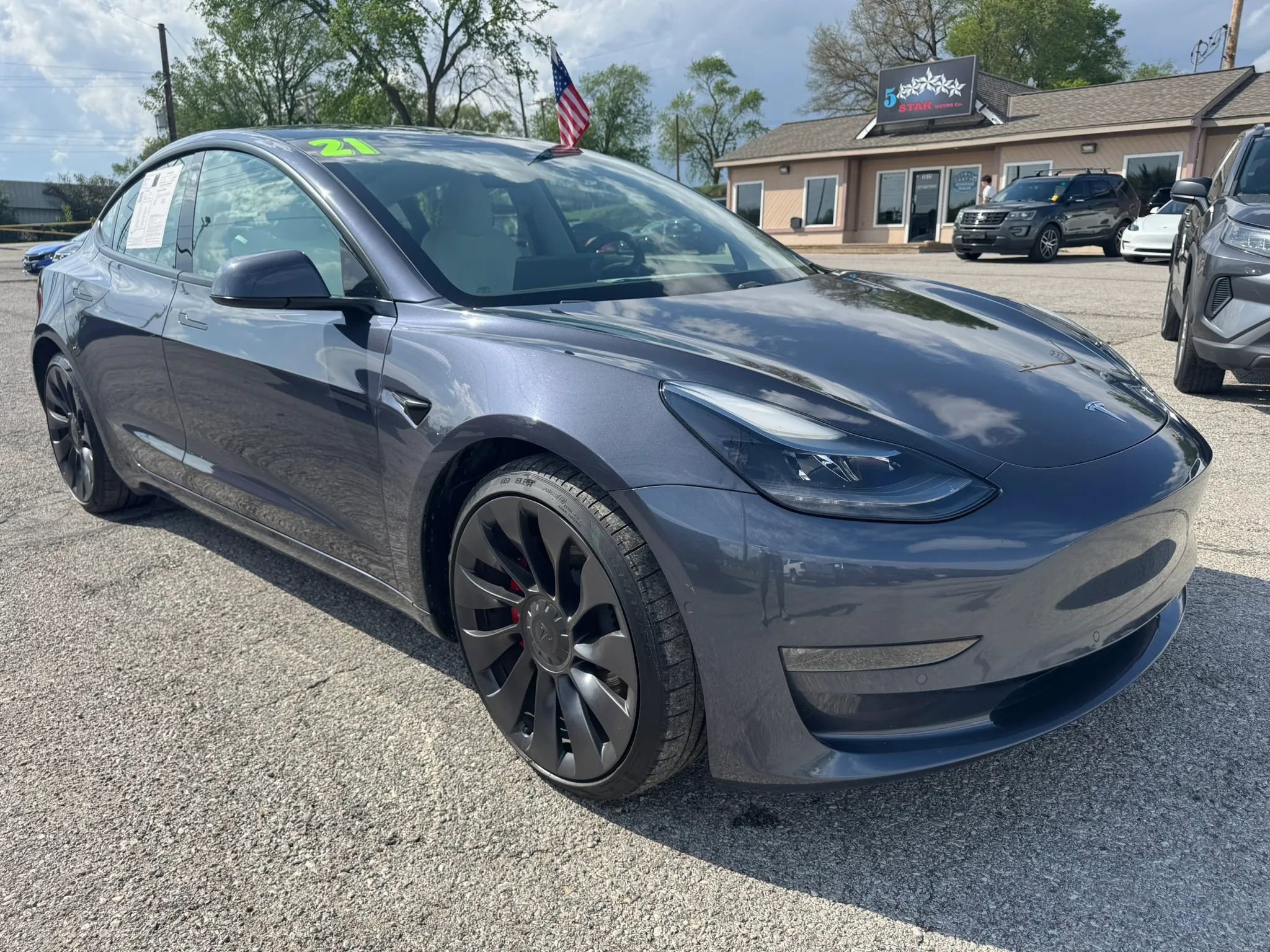 Used 2021 Tesla Model 3 Performance image 1