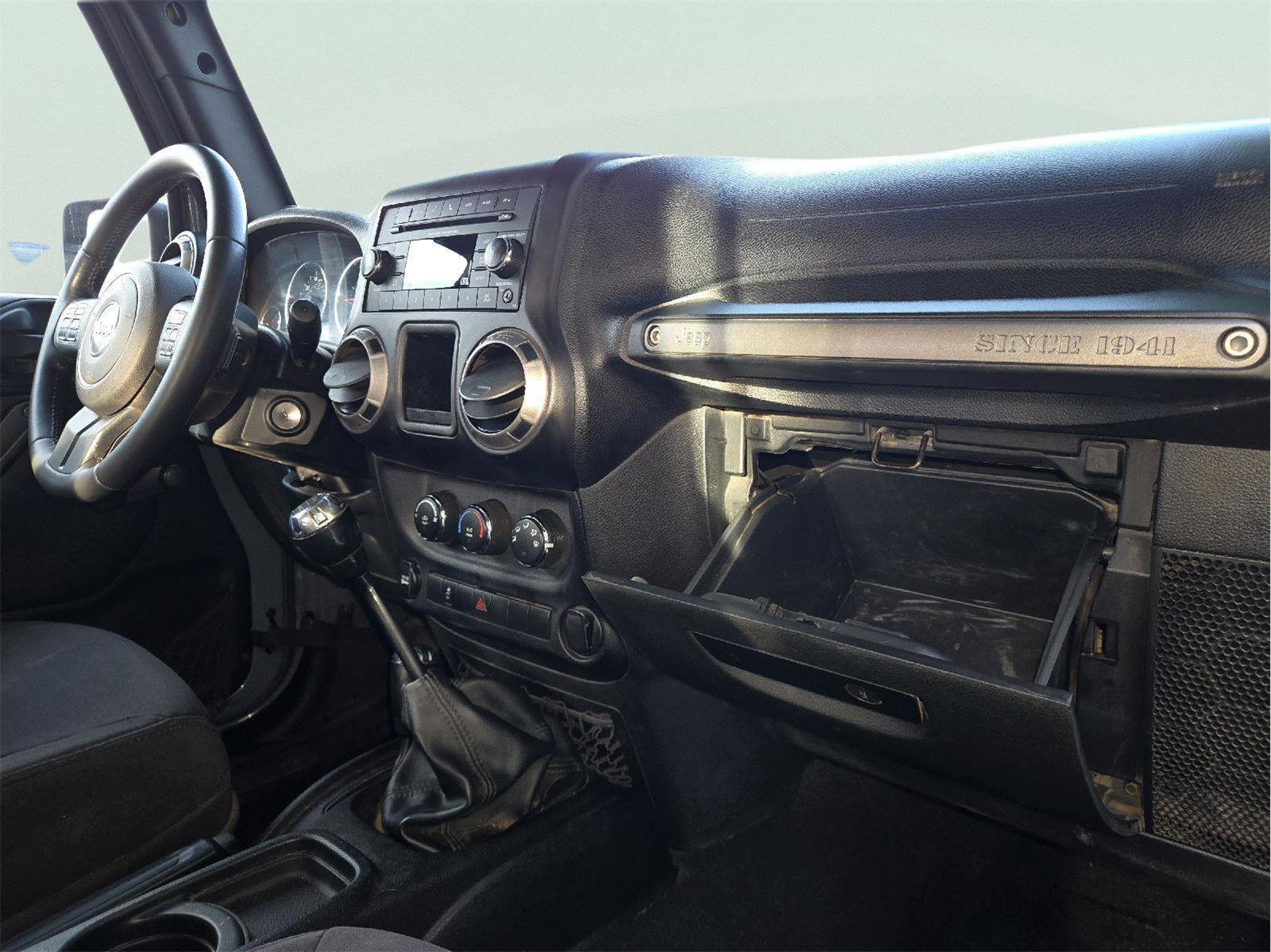 Used 2014 Jeep Wrangler Unlimited Sport w/ Connectivity Group image 20