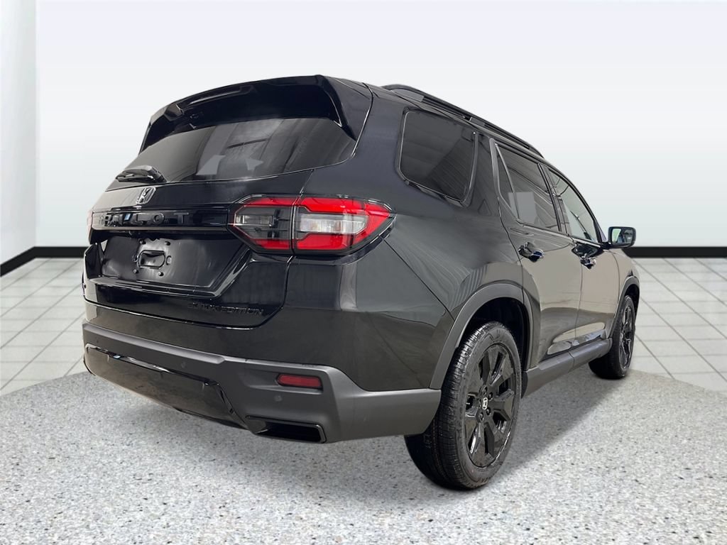 New 2026 Honda Pilot Black Edition image 3
