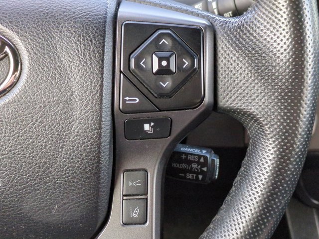 Used 2022 Toyota Tacoma TRD Off-Road image 24