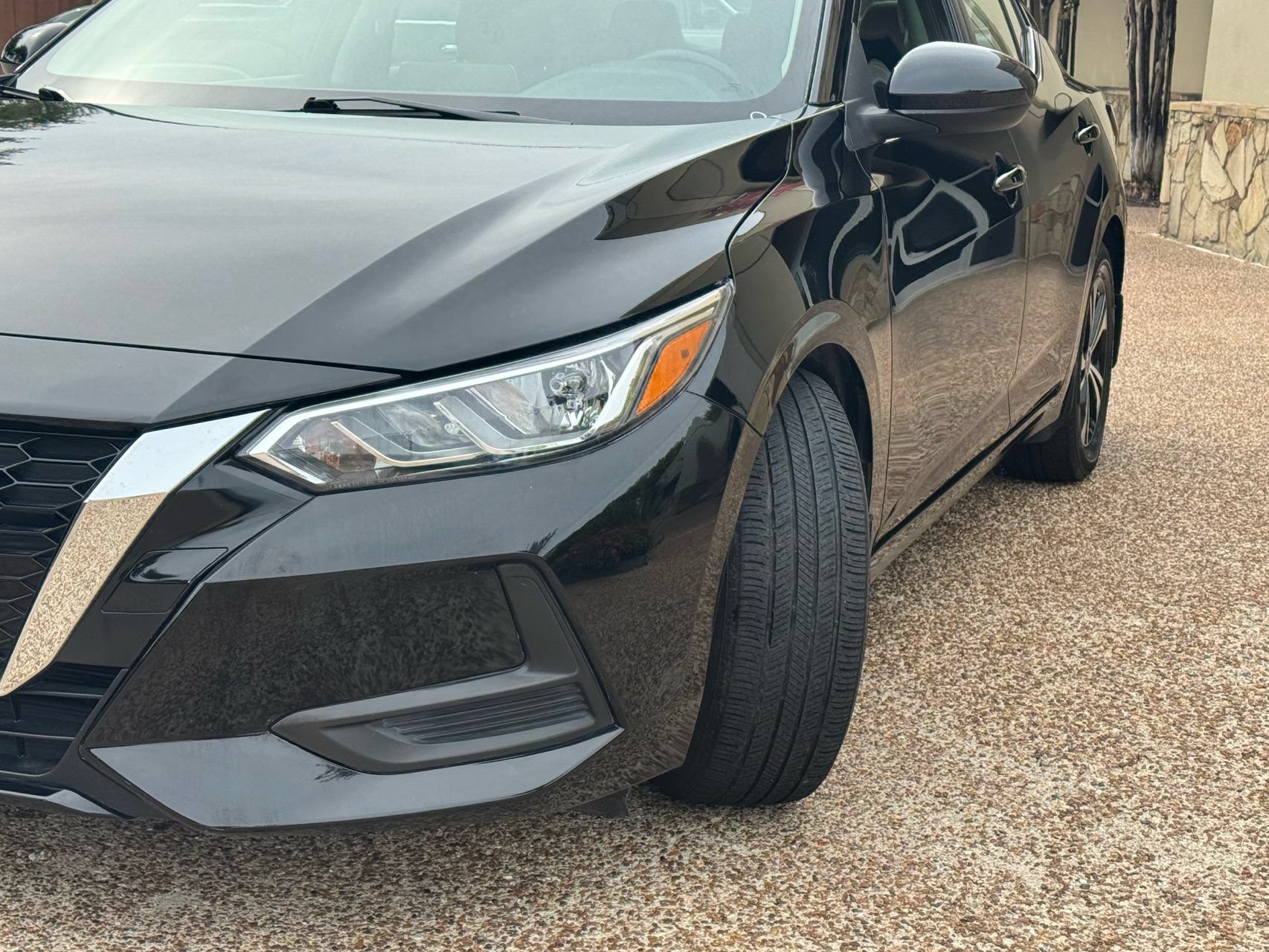 Used 2023 Nissan Sentra SV w/ All-Weather Package FWD image 3