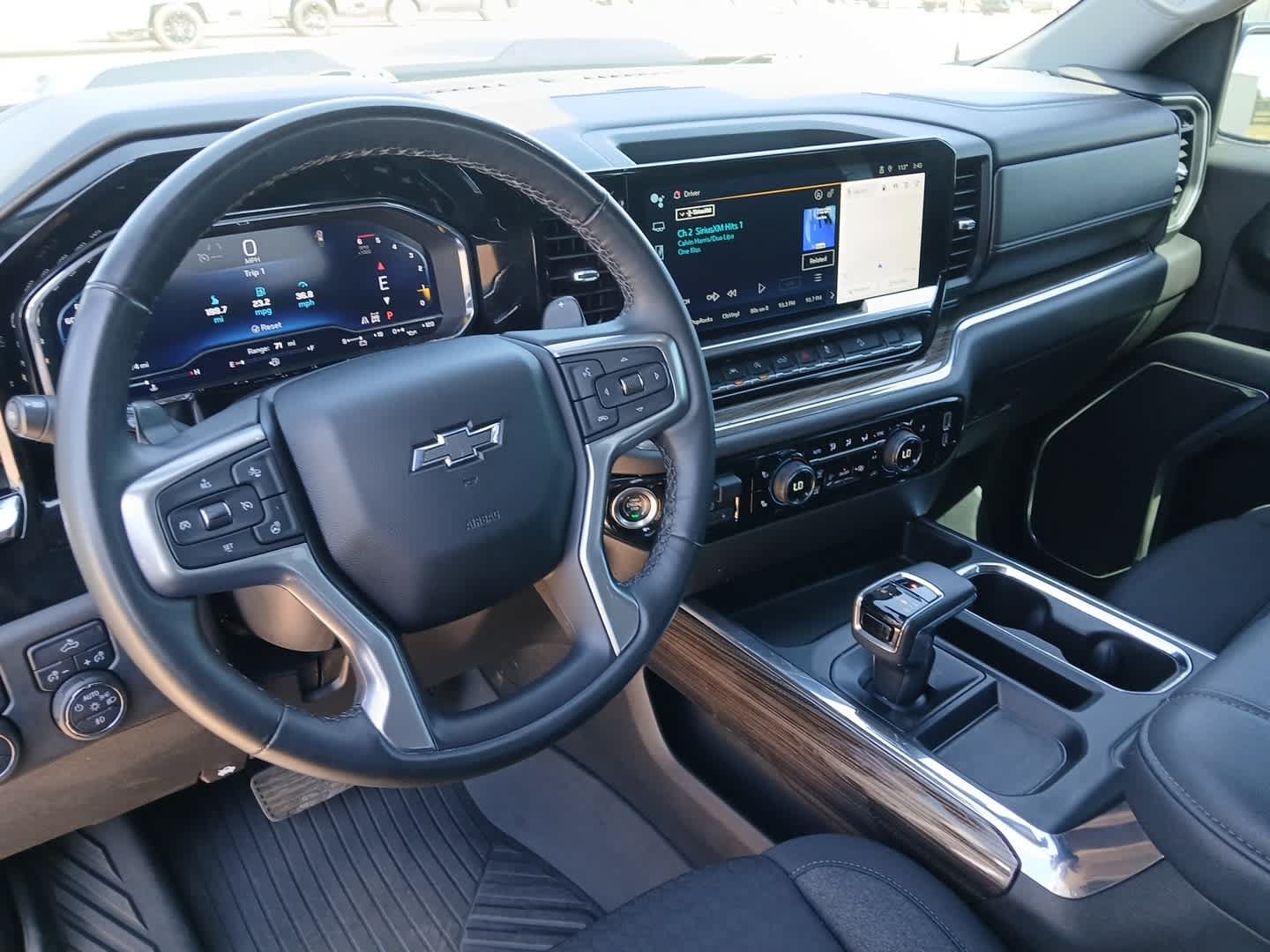 Used 2024 Chevrolet Silverado 1500 LT Trail Boss AWD/4WD image 28
