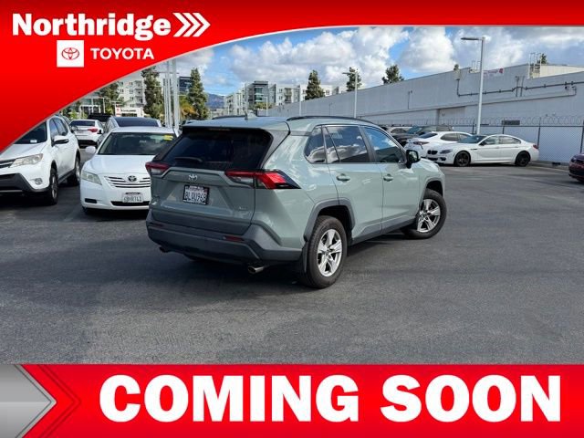 Used 2019 Toyota RAV4 XLE image 4