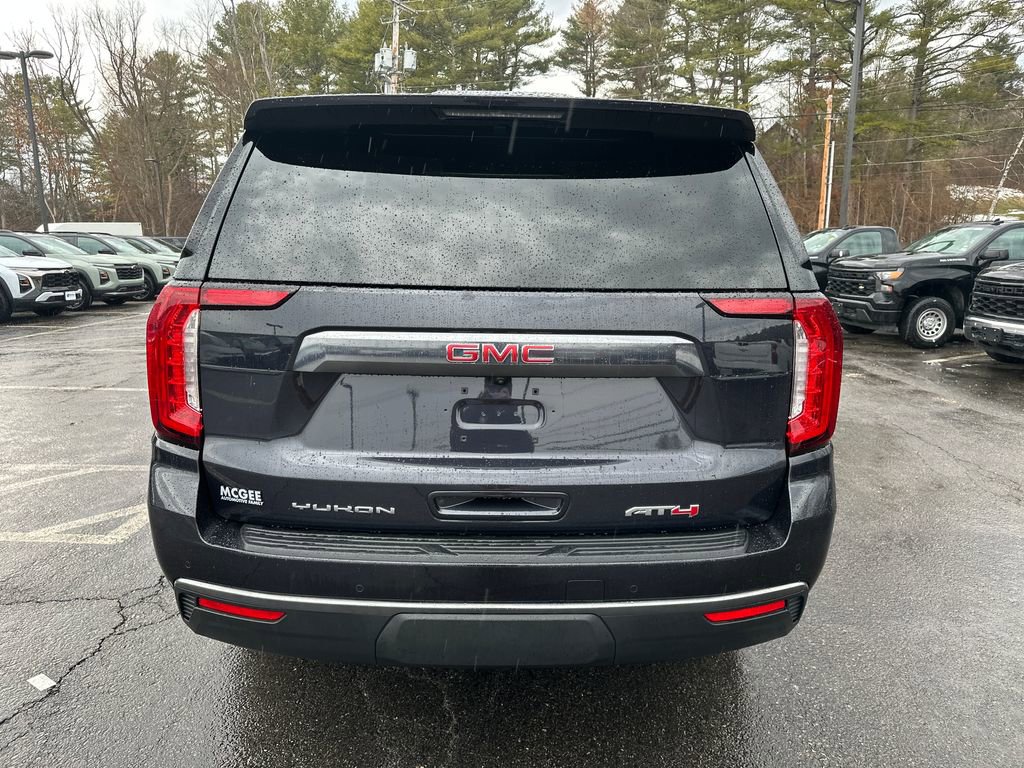 Used 2023 GMC Yukon AT4 image 4
