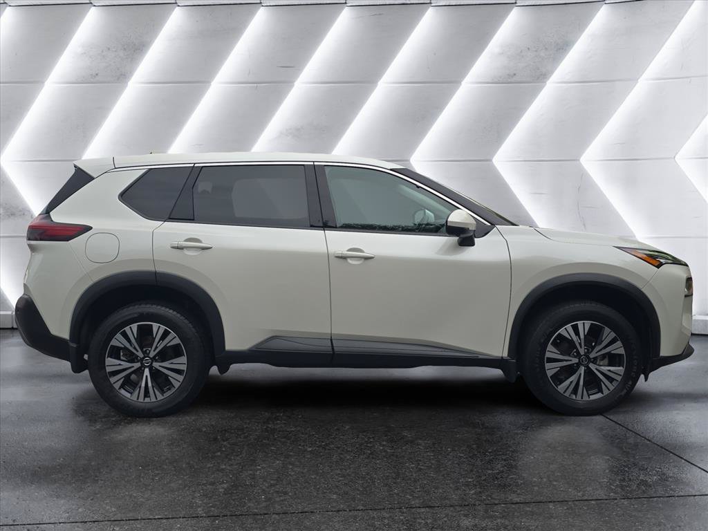 Used 2021 Nissan Rogue SV FWD image 6