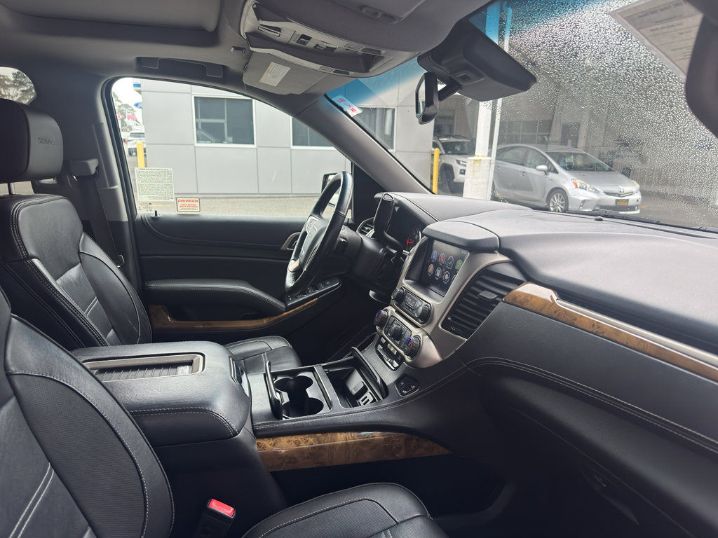 Used 2016 GMC Yukon Denali w/ Open Road Package image 20