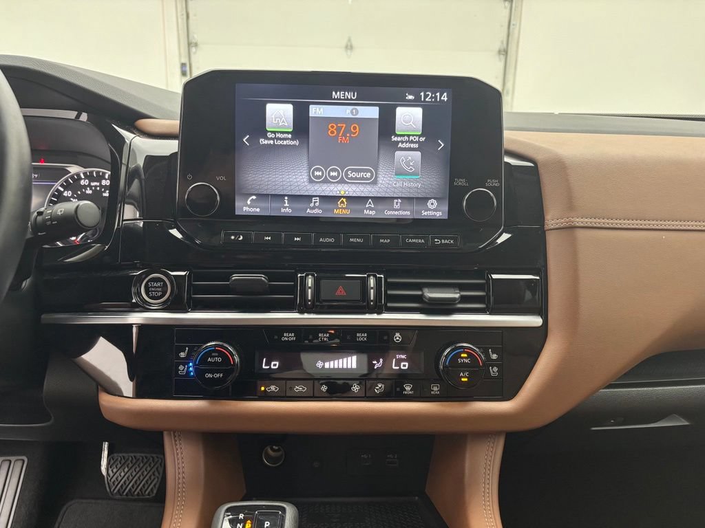 Used 2023 Nissan Pathfinder Platinum AWD/4WD image 28