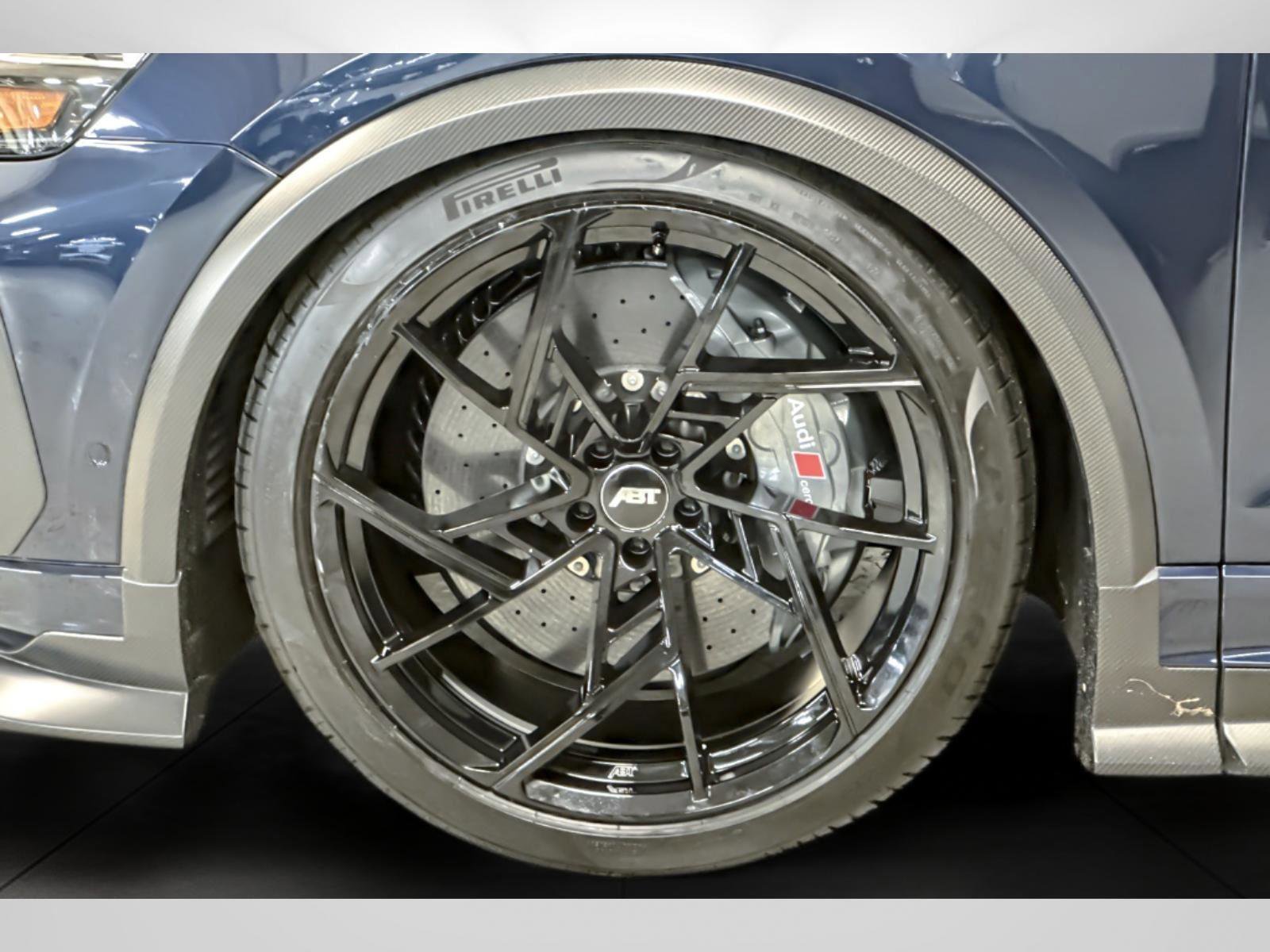 Used 2025 Audi RS Q8 performance image 24