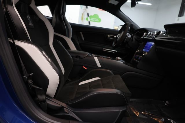 Used 2022 Ford Mustang Shelby GT500 w/ Carbon Fiber Track Pack RWD image 78