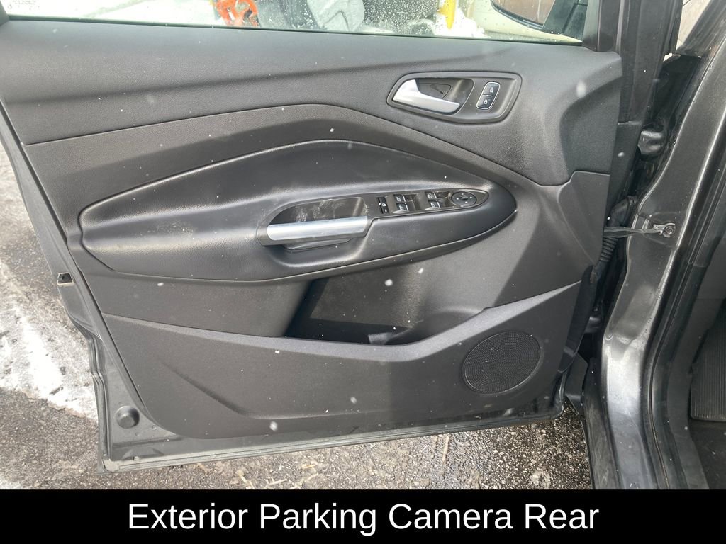 Used 2019 Ford Escape SE image 13