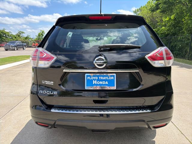Used 2016 Nissan Rogue S FWD image 4