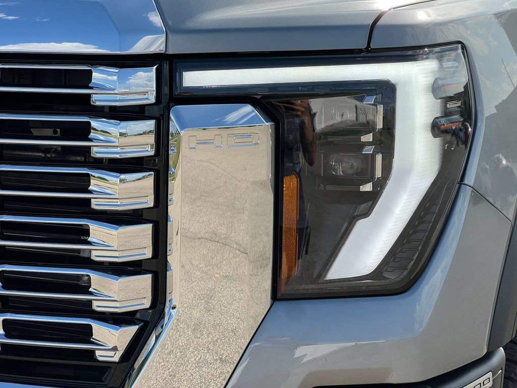 New 2026 GMC Sierra 2500 Denali w/ Denali Reserve Package AWD/4WD image 40