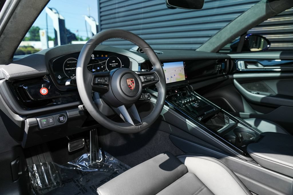 Certified 2026 Porsche Panamera GTS AWD/4WD image 4