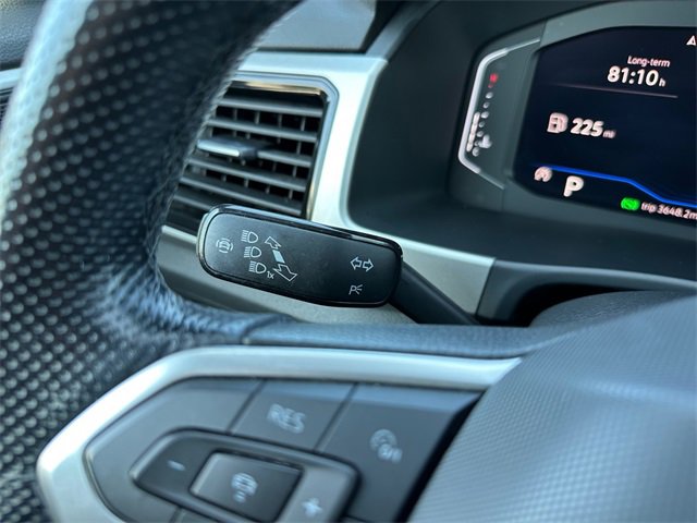 Used 2021 Volkswagen Atlas Cross Sport SEL Premium image 24