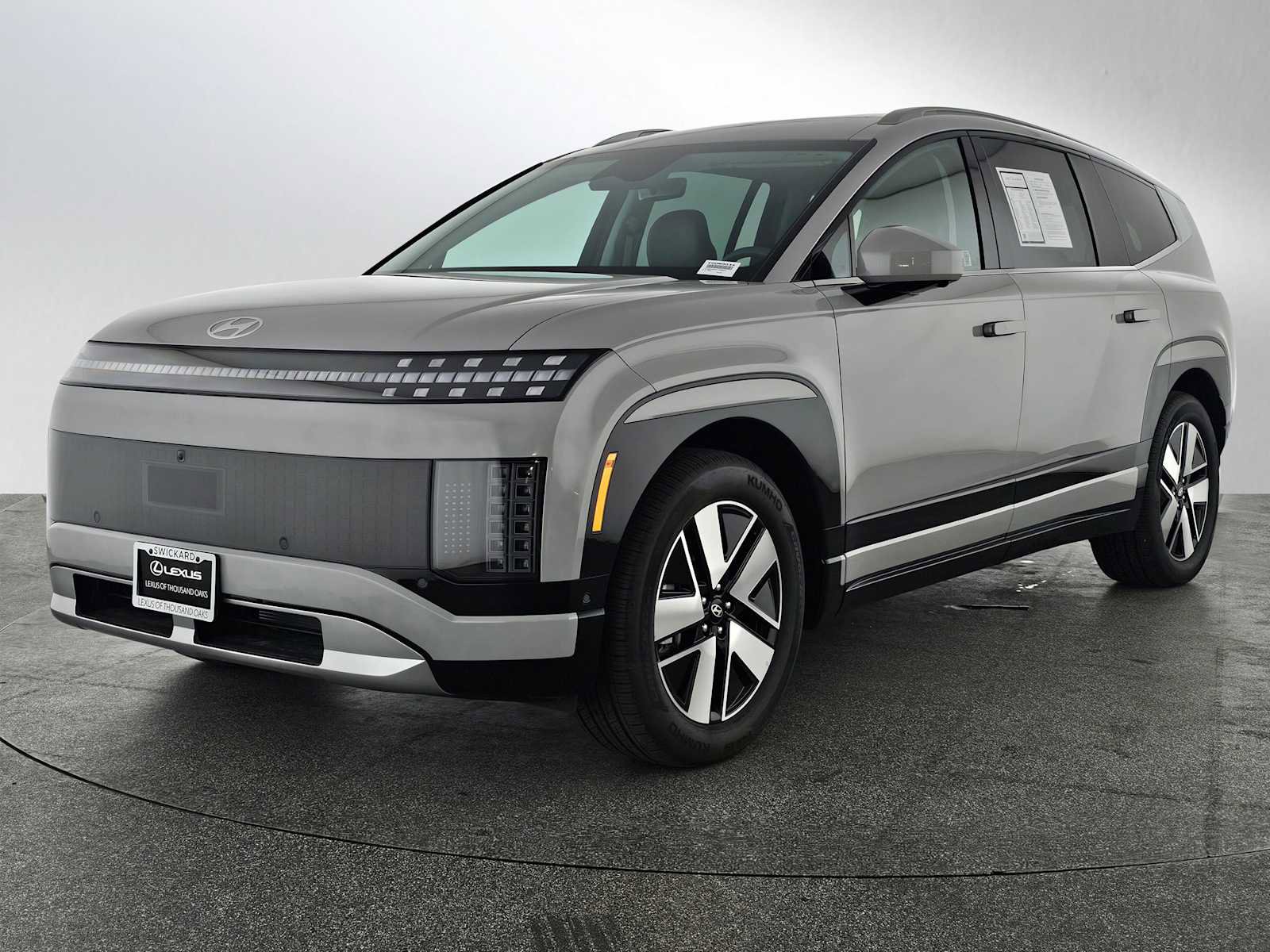 Used 2026 Hyundai Ioniq 9 SEL image 7