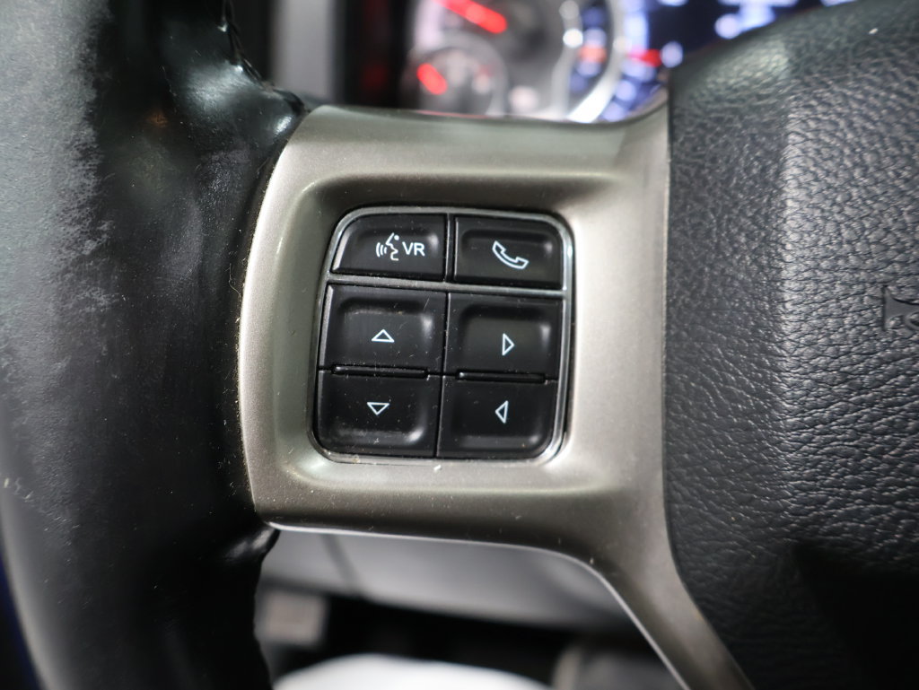 Used 2015 RAM 1500 Laramie w/ Convenience Group AWD/4WD image 40