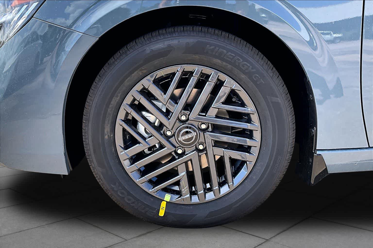 New 2026 Nissan Sentra SV w/ SV Convenience Package FWD image 9
