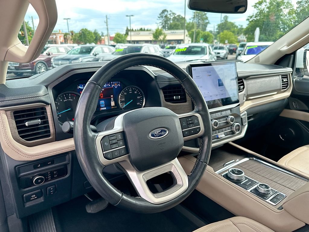Used 2024 Ford Expedition Max Limited AWD/4WD image 10
