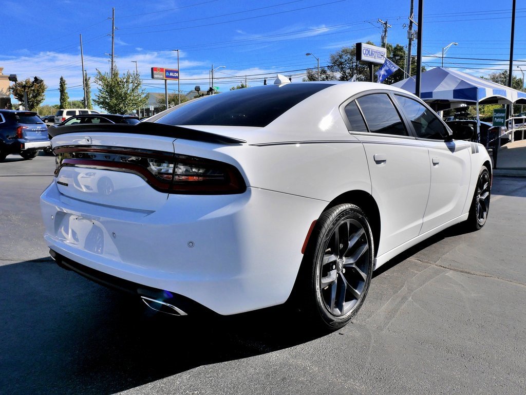 Used 2022 Dodge Charger SXT w/ Plus Group image 7