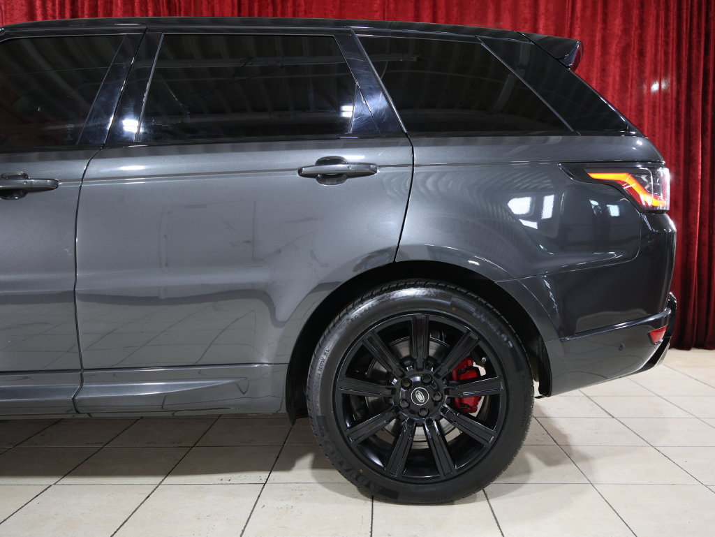 Used 2019 Land Rover Range Rover Sport Supercharged AWD/4WD image 6