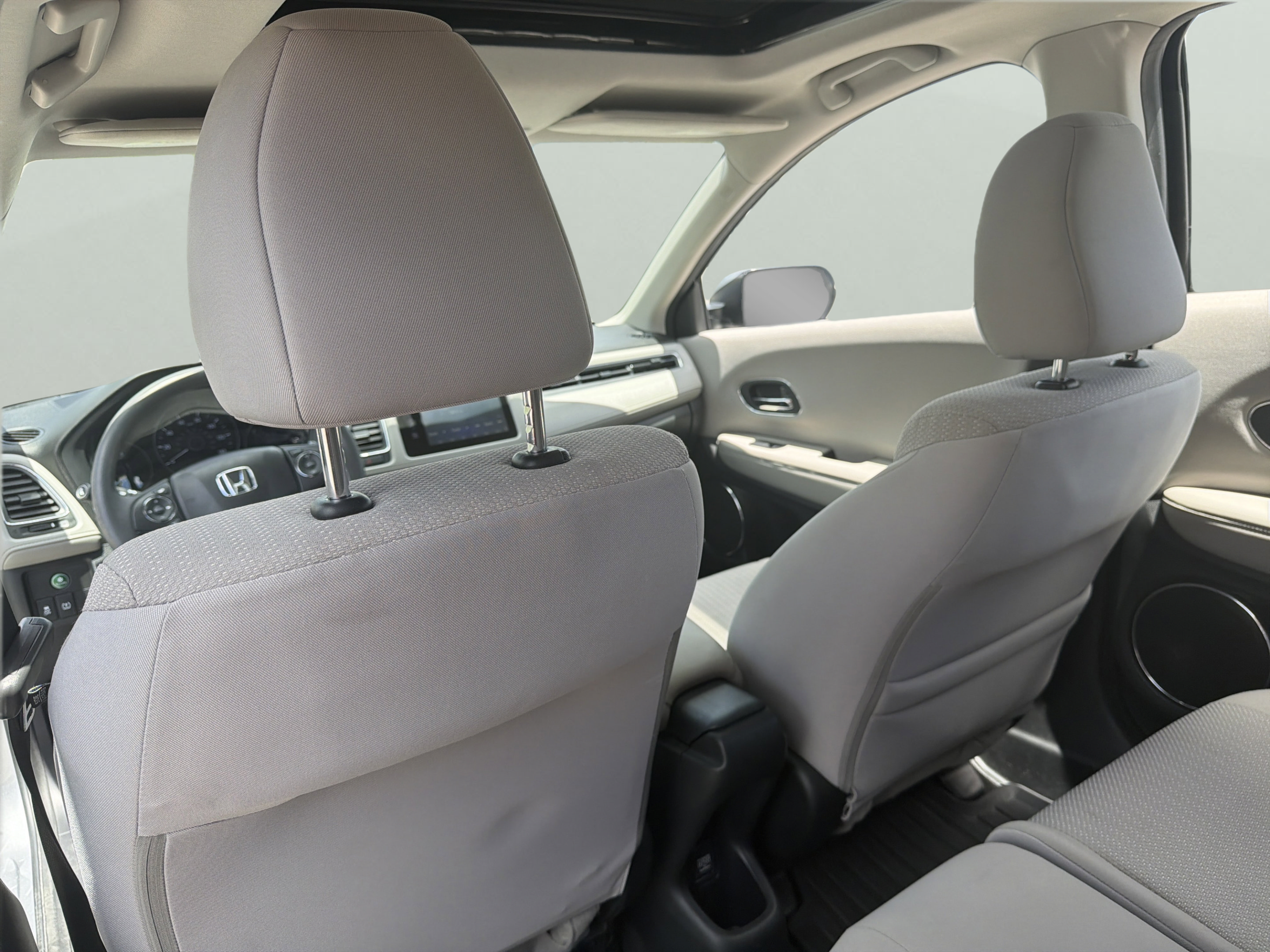 Used 2017 Honda HR-V EX image 23