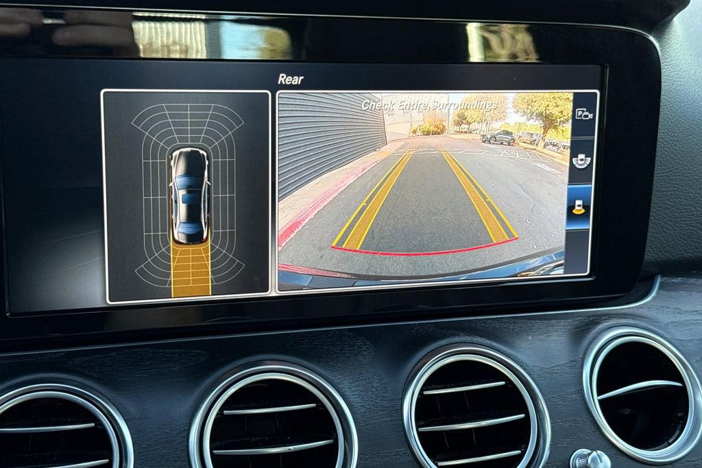 Used 2017 Mercedes-Benz E 300 image 19