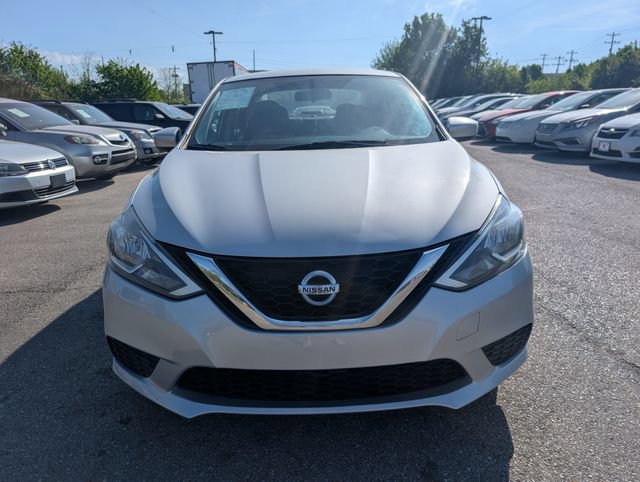 Used 2017 Nissan Sentra SV FWD image 2