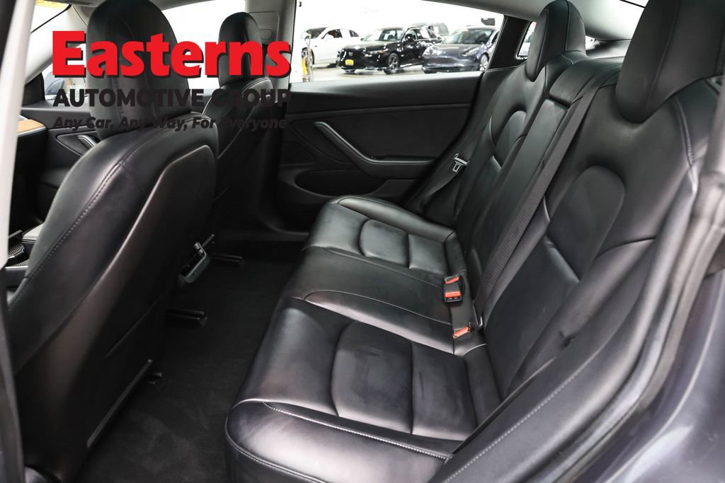 Used 2019 Tesla Model 3 Performance image 16