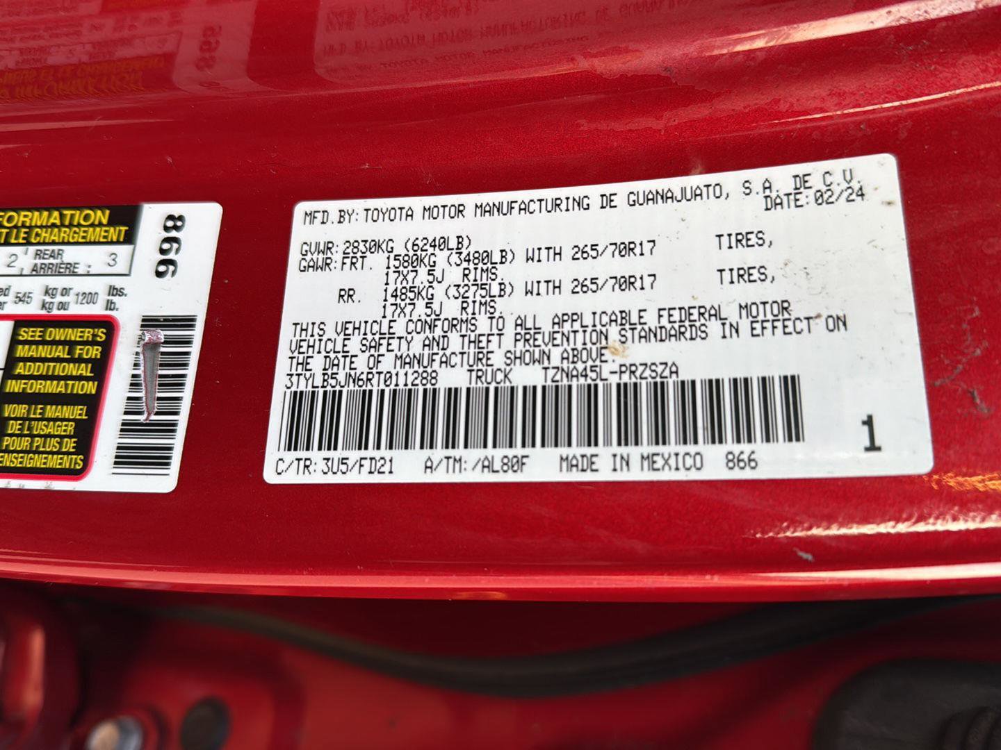 Used 2024 Toyota Tacoma TRD Off-Road image 34