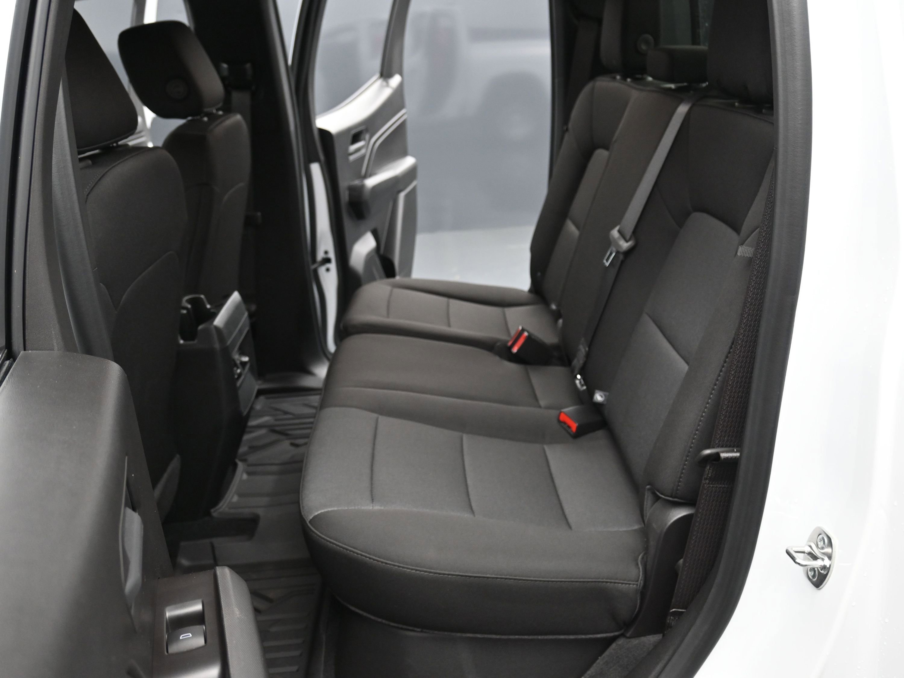 Used 2025 Chevrolet Colorado W/T image 21