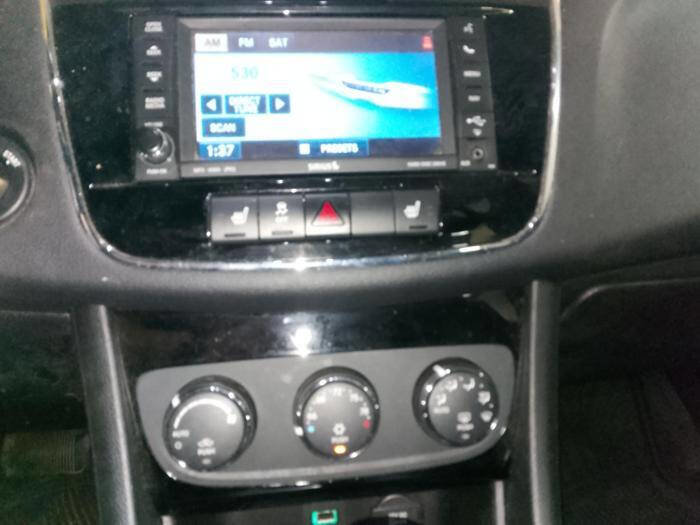 Used 2012 Chrysler 200 S FWD image 37