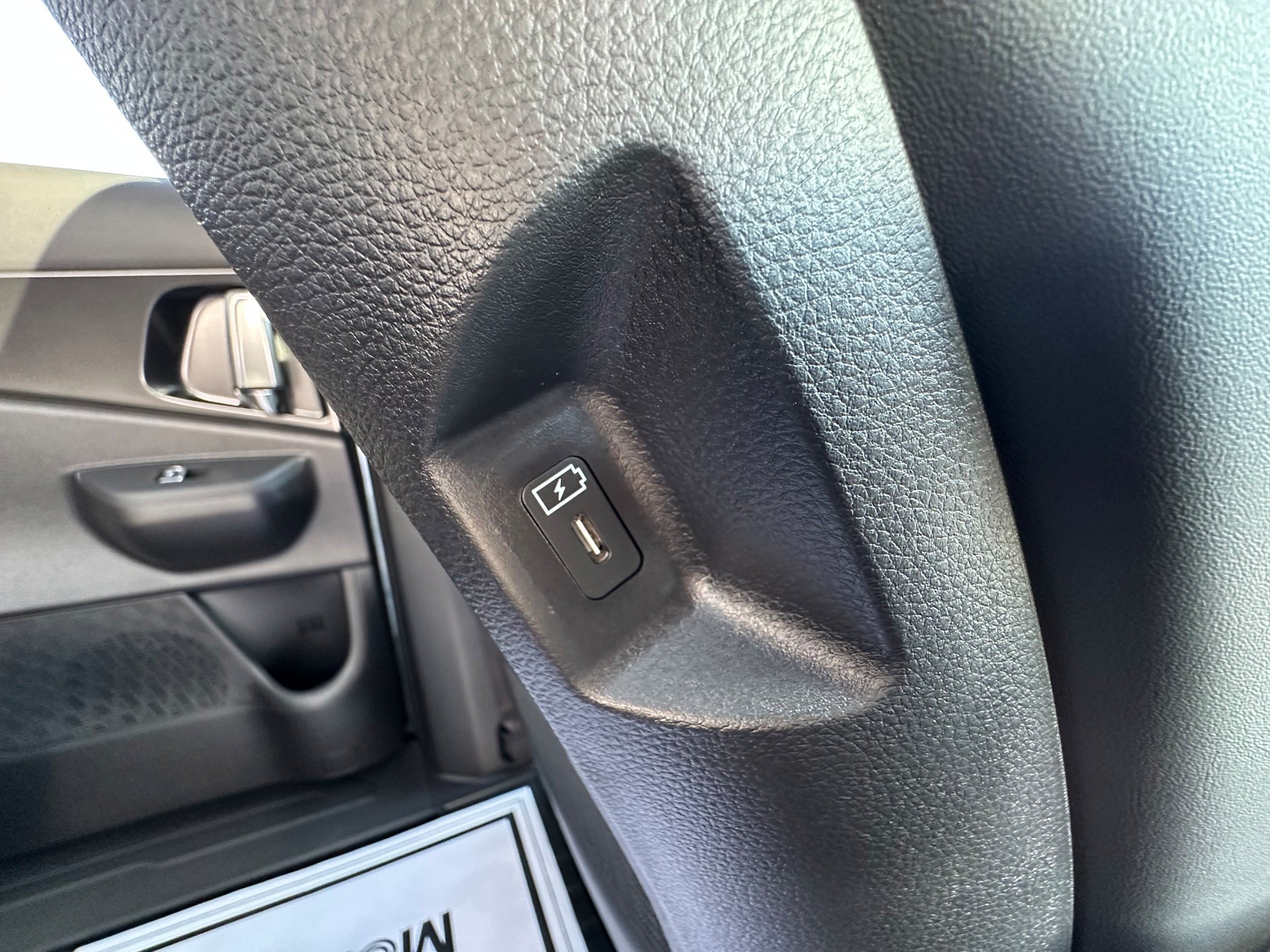 New 2026 Kia Carnival SX FWD image 17