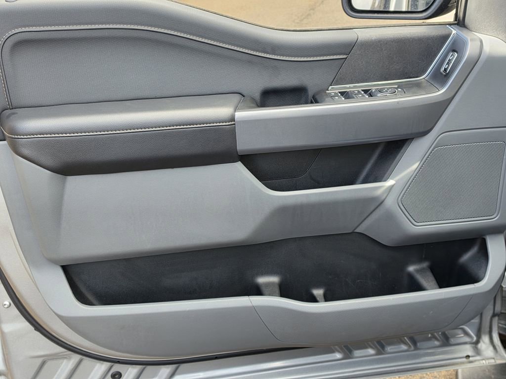 Used 2025 Ford F150 XLT w/ Equipment Group 301A Standard image 5