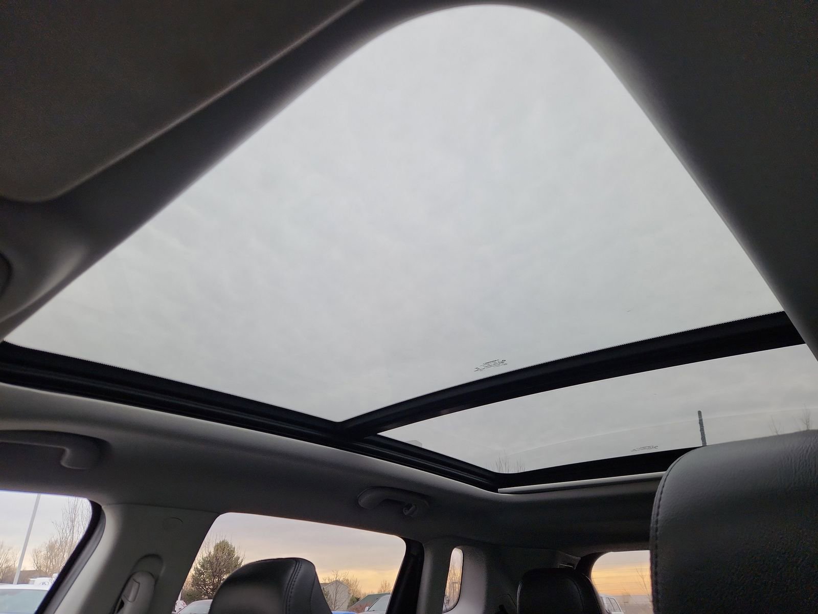 Used 2022 Jeep Compass Limited w/ Elite Group image 28