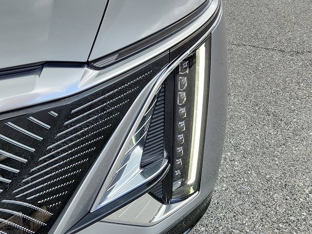 Certified 2024 Cadillac Lyriq Luxury w/ LPO, Floor Liner Package RWD image 9