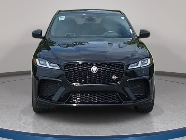 Certified 2022 Jaguar F-PACE SVR AWD/4WD image 2