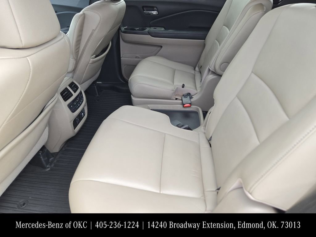 Used 2019 Honda Pilot Touring image 22