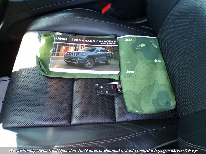 Used 2020 Jeep Grand Cherokee Summit AWD/4WD image 36