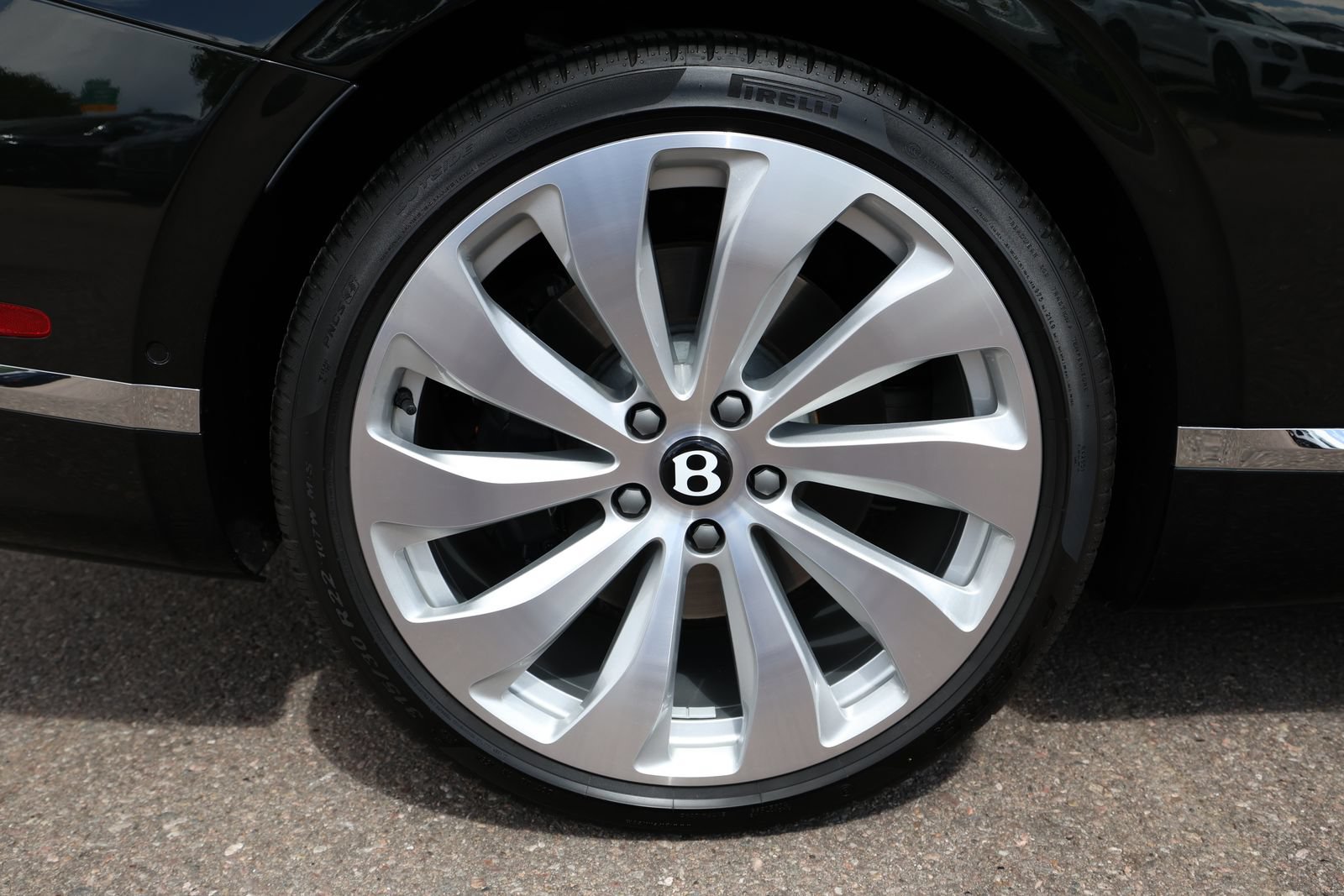 Used 2024 Bentley Continental GT Azure AWD/4WD image 14