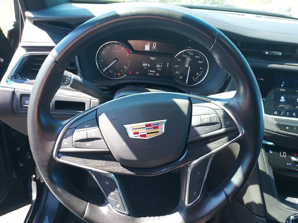Used 2022 Cadillac XT5 Premium Luxury AWD/4WD image 19