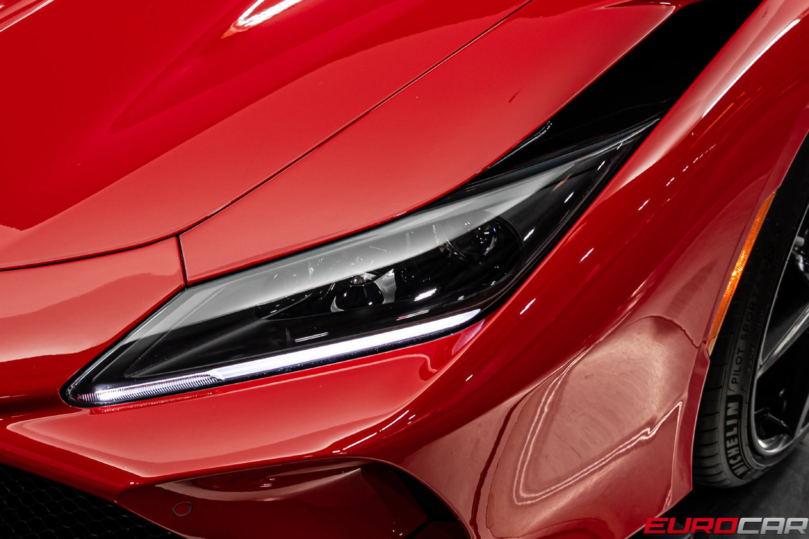 Used 2021 Ferrari F8 Tributo RWD image 15