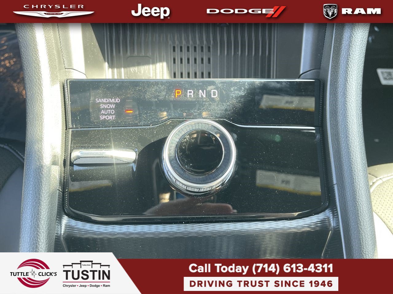 New 2027 Jeep Grand Cherokee Altitude AWD/4WD image 25