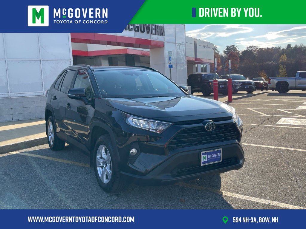 Used 2021 Toyota RAV4 XLE w/ Convenience Package AWD/4WD image 7