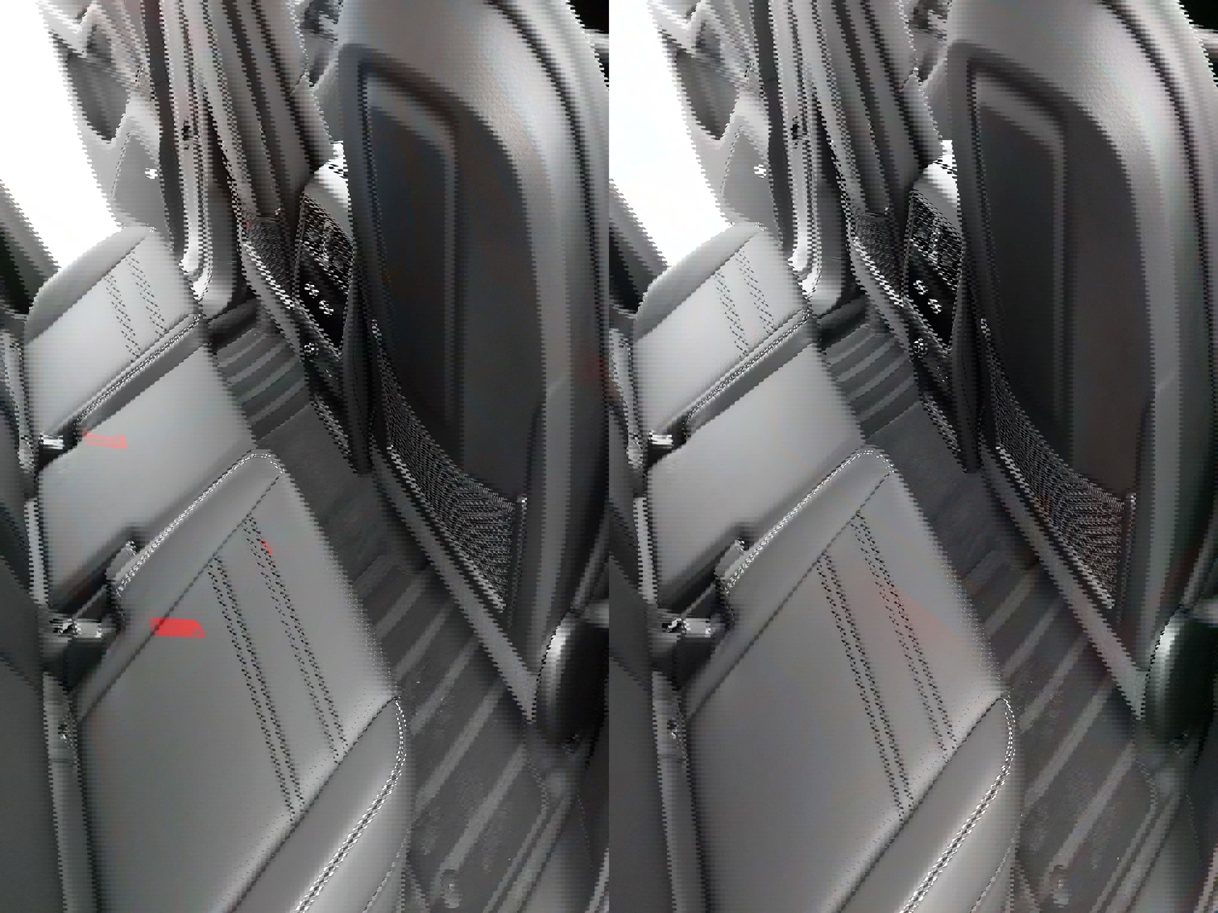 Used 2025 Porsche Cayenne image 13