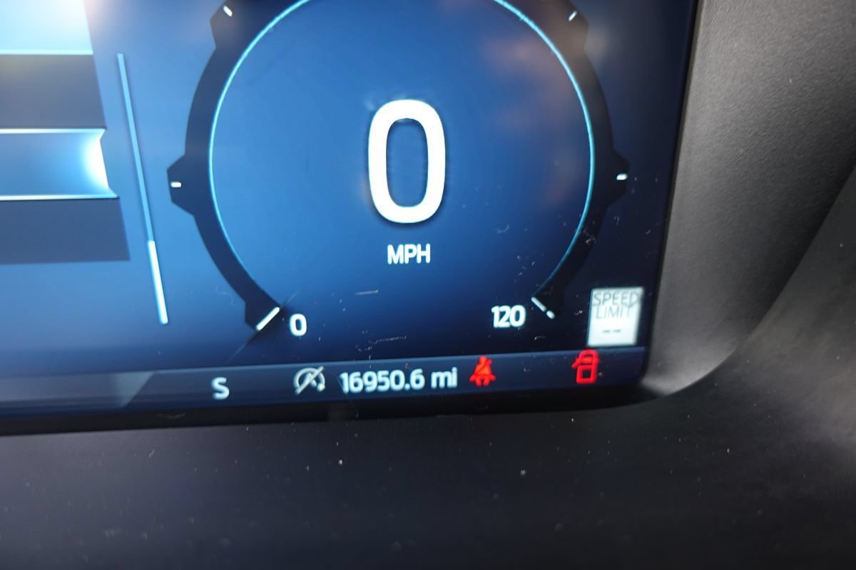 Used 2024 Ford F150 Lariat AWD/4WD image 61