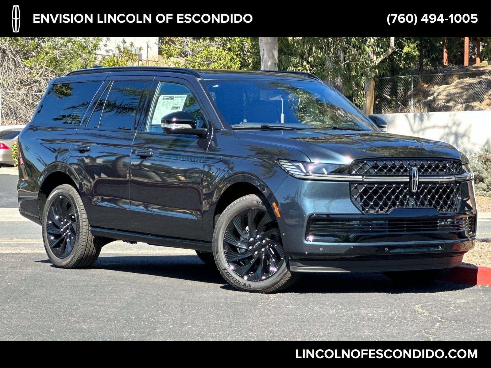New 2025 Lincoln Navigator Reserve w/ Jet Appearance Package