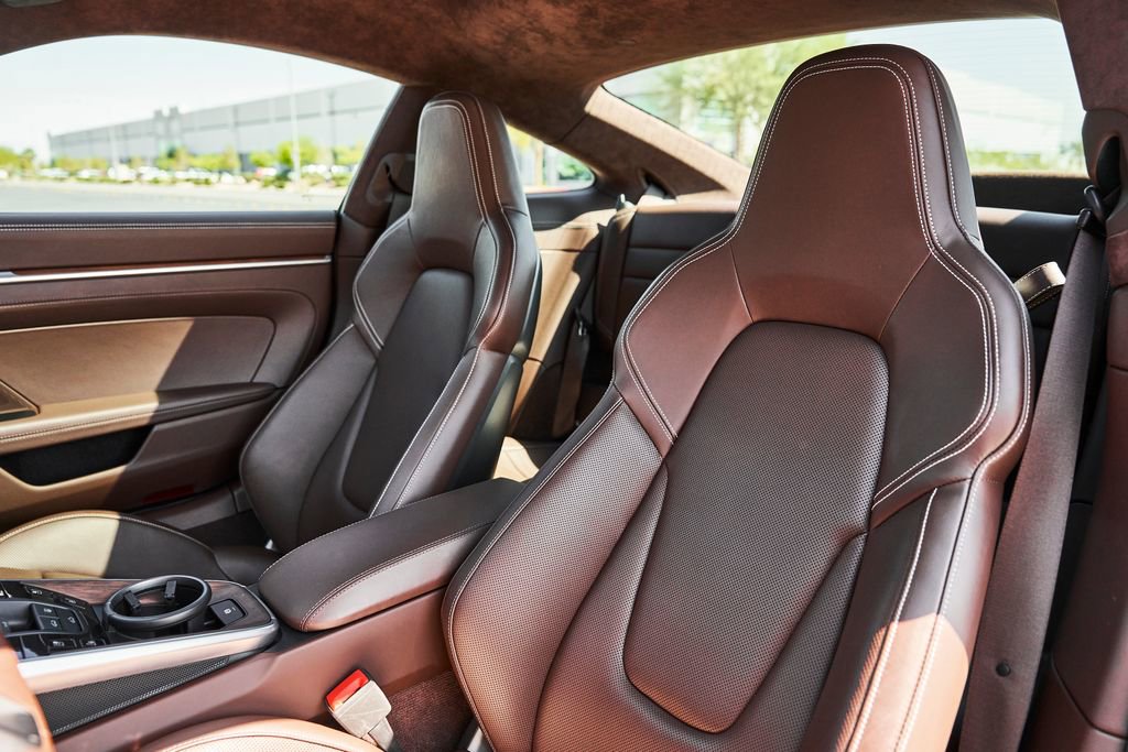 Used 2020 Porsche 911 Carrera 4S w/ Premium Package image 41